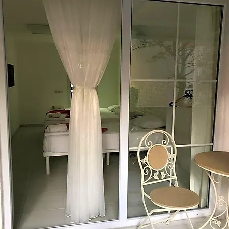 White Küçükköy