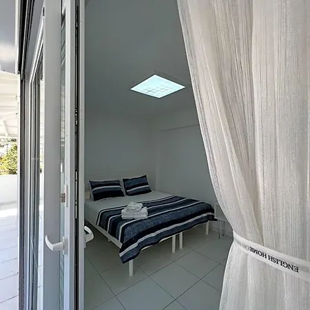 White * Küçükköy